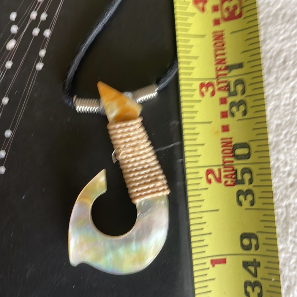 Hawaiian Jewelry Hand Carved Natural Fish Hook Buffalo Bone Hawaii Necklace - Picture 6 of 10